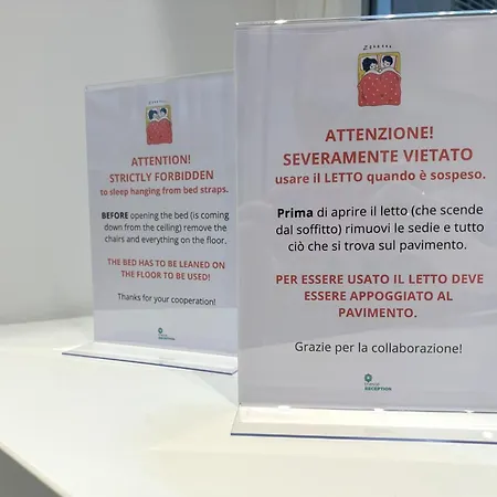 The Poet's * Trieszt