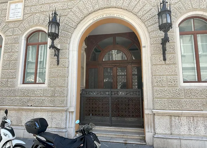 The Poet's Lejlighed